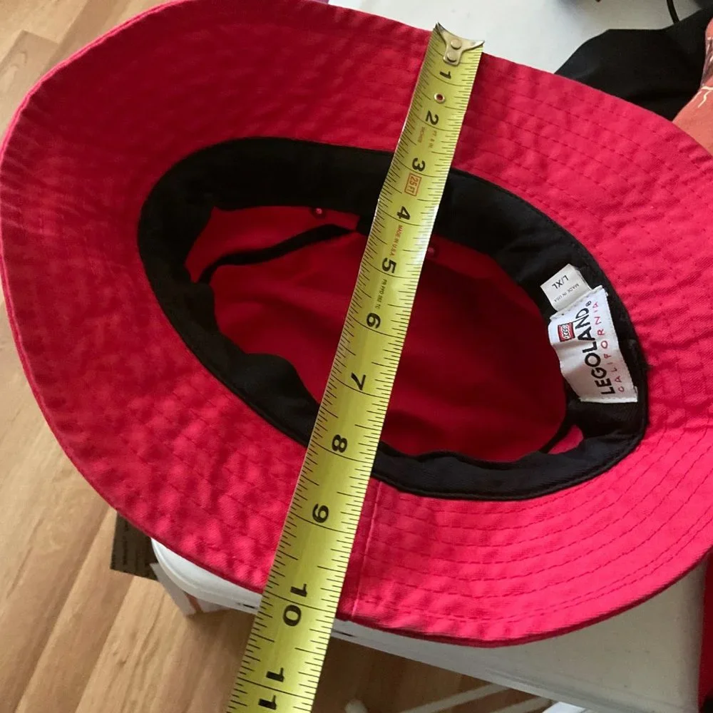 LEGOLAND California Red Bucket Hat  Size‎ L/XL Child Size
